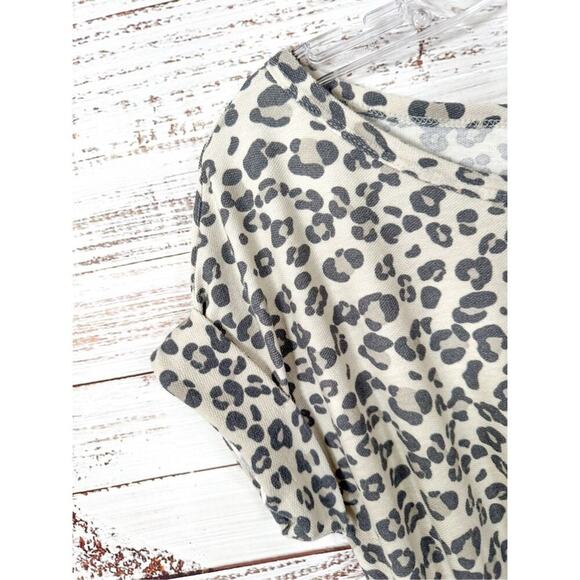 NEW Bibi Womens Animal Print Keyhole Back Short Sleeve Romper Cream Black Small - Picture 5 of 12